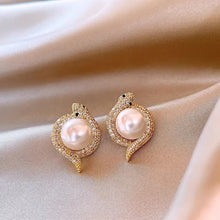 Snakes Pearl Stud Earrings
