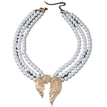 Retro Pearl Wings Necklace
