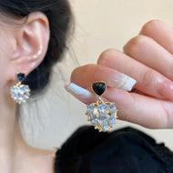 Fashionable And Exquisite Earring
